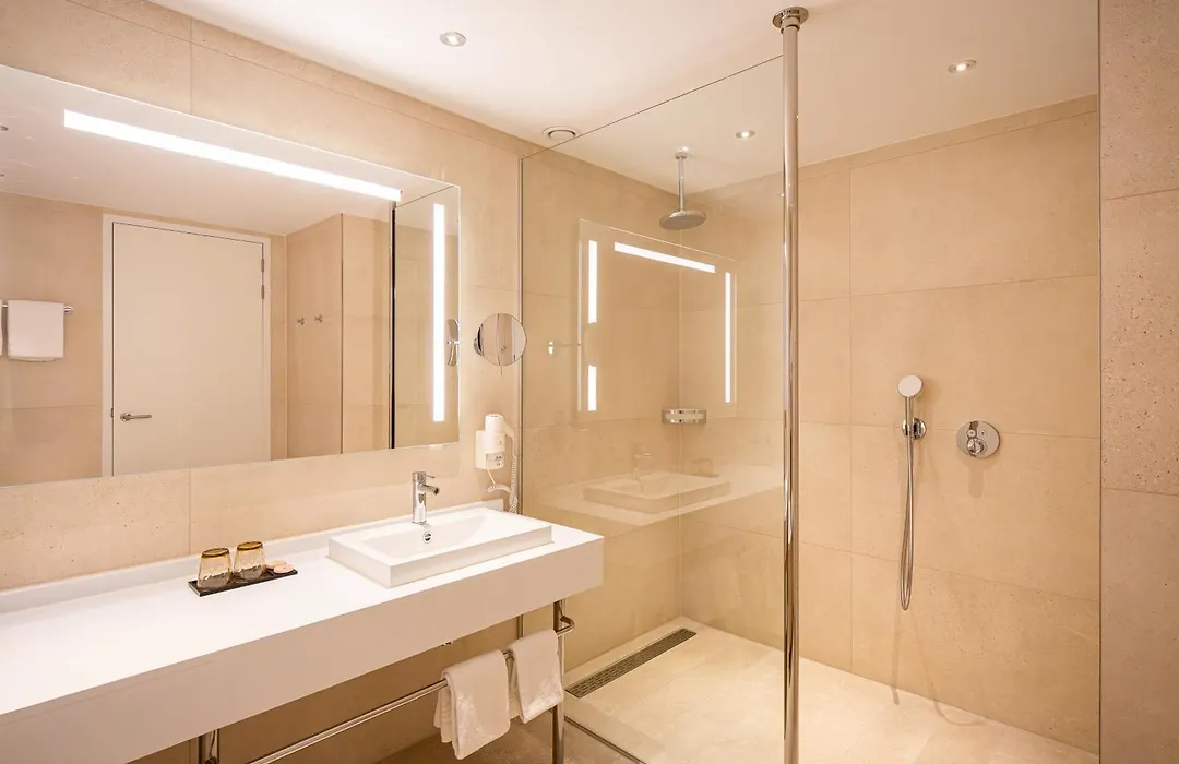 Van Der Valk Hotel Schiphol-1